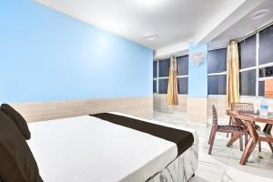 SPOT ON Royal King Guest House