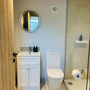 The Loft, 1 bed space with private parking