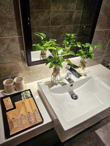 Our Home Homestay Hạ Long