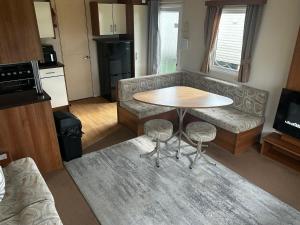 Buttercup Retreat 298 northfield