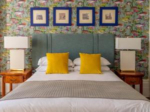 West Rocks Townhouse Hotel