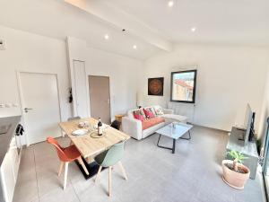 T2 Cosy - Hypercentre - Jeanne dArc - Balcon
