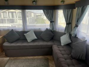 PG175 Ten berth Family Caravan on Golden palm resort chapel st leonards