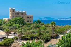 Valencia Penthouse with spectacular beachfront terraces WiFi, Air Conditioning, close to beaches
