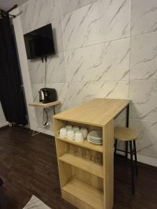 CityNest O5 Midnight Marble Suite
