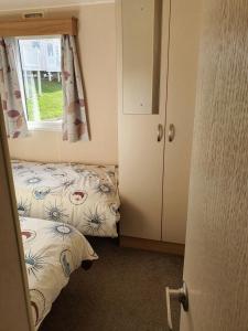 3 Bedroom Family Retreat at Rockley Park Poole