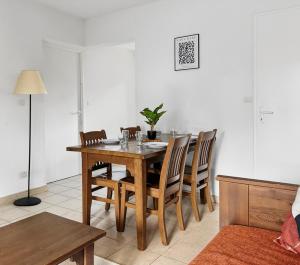 Appartement avec terrasse, piscine & ping-pong