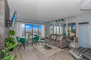 Upscale Luxury Apartment Palace Resort 2109