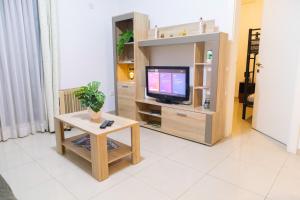 cozy aparment, wifi, 5 min to sea, self checkin
