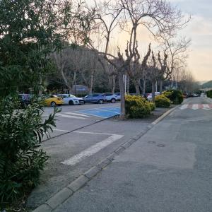 Apartamento con vistas al mar y montaña - Piscina