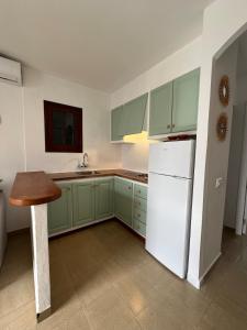 Apartamento con piscina 5 minutes from the beach