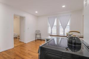 Cozy Room in the City of Worcester