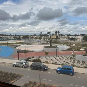 Casa familiar de 4 dormitorios en Los Narejos