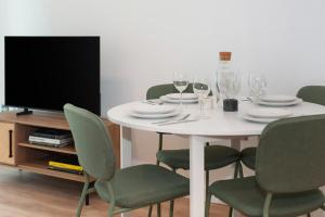 1BR Flat 2-mins to RAD 5 mins to Battersea Park