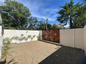 Jacaranda House, rustic, Private Pool