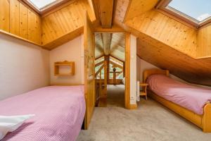 Cosy Ski-in and Ski-out apartment