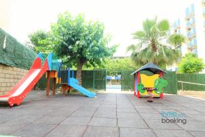 Alboran-Expe Salou, climatizado, piscina y wifi