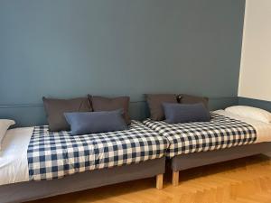 NAPOLIFOREVER ELEGANT APARTMENT Casa Vacanze a Chiaia CENTRO
