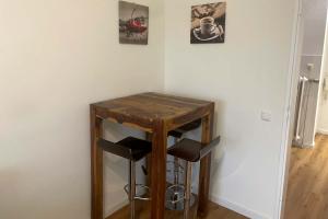 Nice Apartment in Refrath