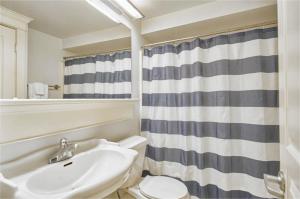 Knight 205 - 2BR, 2BA Central Dallas Getaway