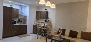 Designer 1BR Luxury Retreat, Atelier Residence, Walk to Palace of Culture