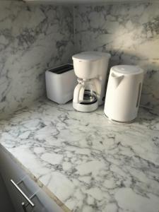 Vibrant Stay in Little Havana LH6