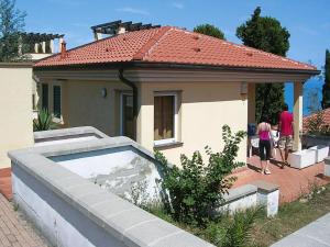 Apartment in Cogoleto with pool