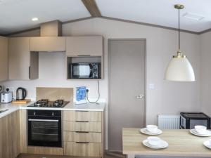 Stonewood 33 - Uk51390