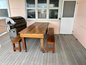 Peach Me Beach Shack