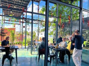 Rose Hill Retreat Garden