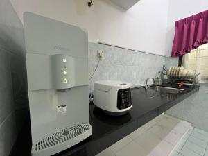 Sweet Roses Homestay- Free WiFi, Nearby UiTM