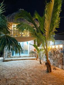 Cabaña privada cerca de las Aguas Rosas y playa