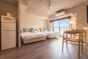 ESLEAD HOTEL Namba East