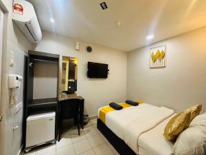 SS Grey Hotel BB