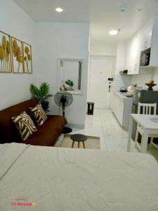 CASA DOBLE DOSE Condo in Victoria Sports Complex EDSA near GMA Kamuning QC