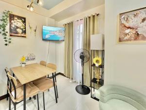 A Cozy Modern 2-BR Unit Aesthetic Relaxing Vibe