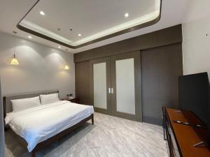 Viewtiful Elegant 16th Floor 1BR Getaway 1Euphoria