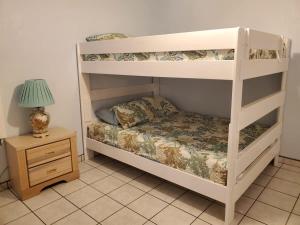 Resort like super heated pool & direct beach front