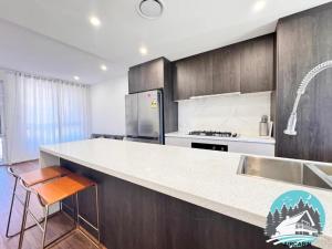Modern Marsden Park Stay Near Shops & Parks