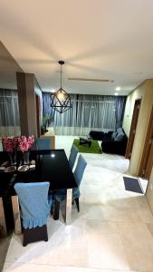 Vortex suites Klcc by stuning & Kl tower vibes