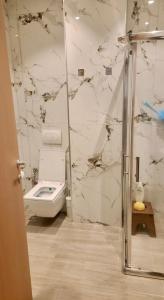 Luxury 1BR Apartment