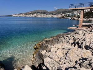 Saranda Sky - modern and comfortable apartment, WiFi