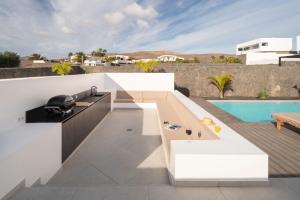 CRISTELLE by Buenavilla