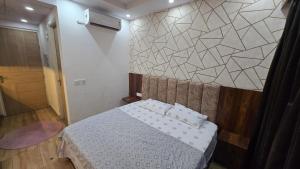 Studio Apartment in Greater Noida