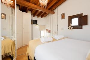 C44 Cute Penthouse City Center