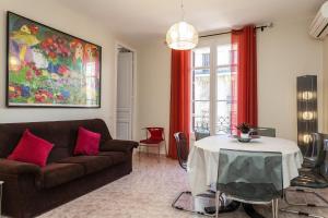 ApartEasy - Family 4-Bedroom Apartment