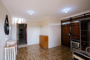 Villa New DBamboo by Plesirhatiyogja