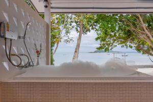 Inglay Koh Sukorn Trang Resort