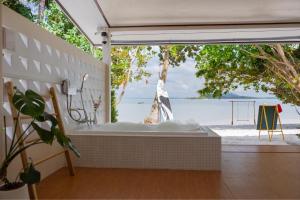 Inglay Koh Sukorn Trang Resort