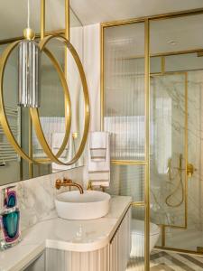 Luxury brand new apt in Justicia